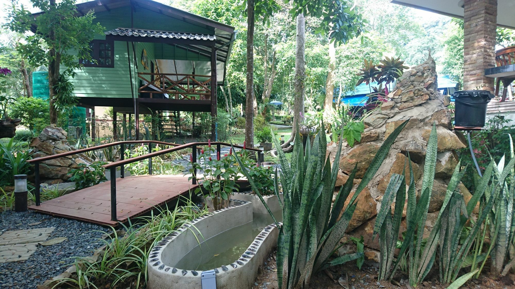 Macura Tempat peranginan 3*